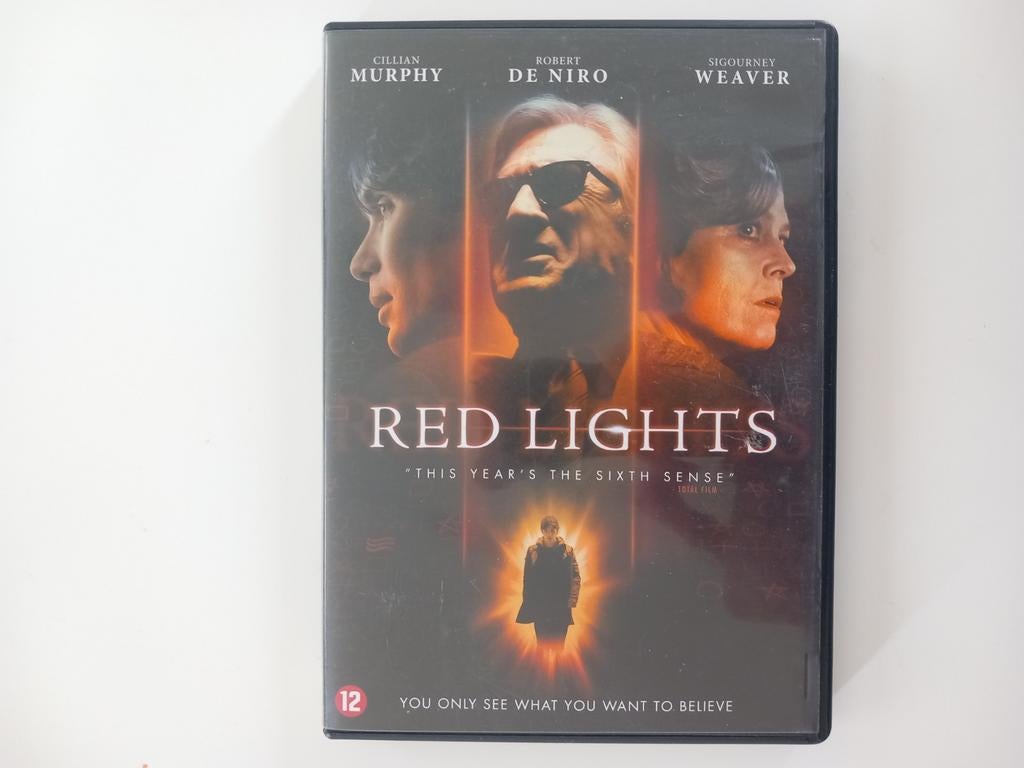 Dvd Red Lights (Thriller), Cd's en Dvd's, Ophalen of Verzenden, Zo goed als nieuw