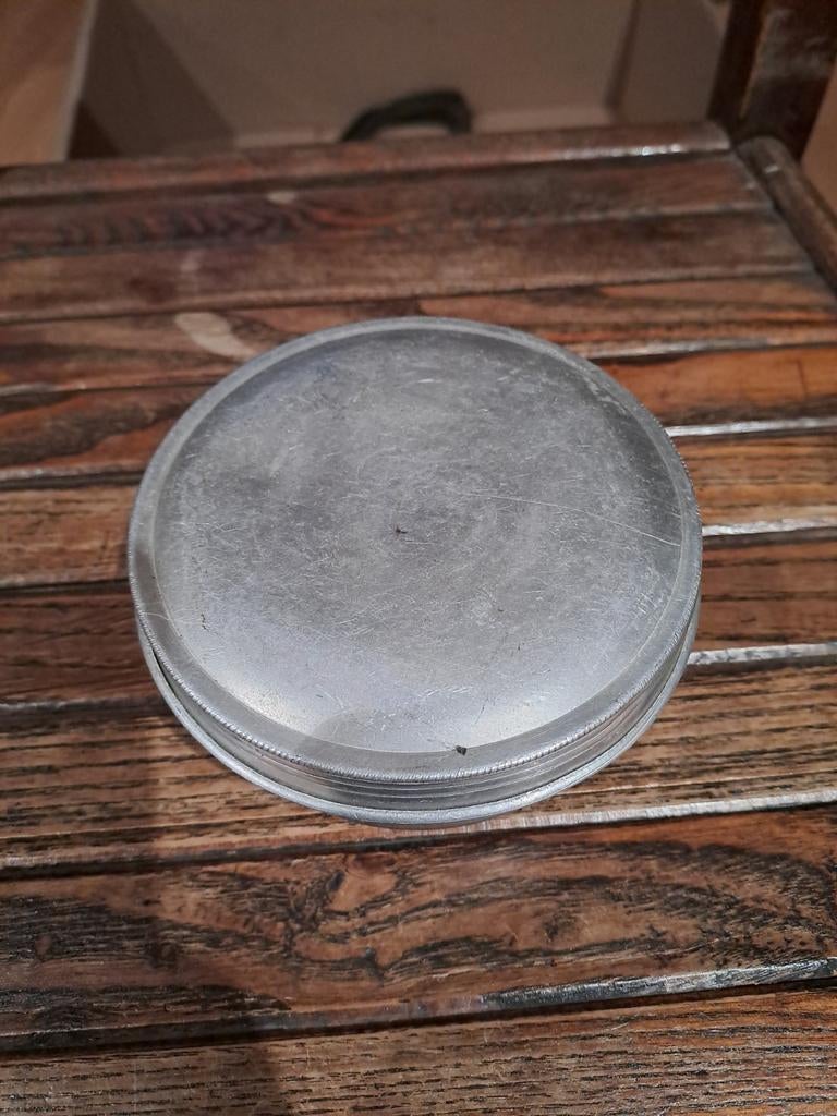 Ww2 wo2 boterdoos met glas inserts., Enlèvement ou Envoi