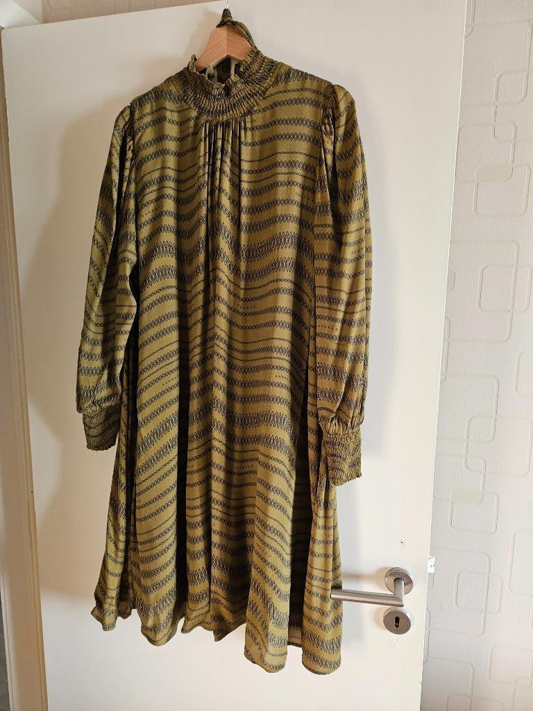 Te koop kleedje terre bleu maat 42, Enlèvement ou Envoi, Neuf, Taille 42/44 (L)