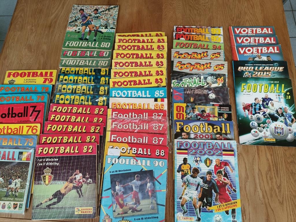 Complete footbal/pro league België panini albums, Verzamelen, Stickers, Ophalen of Verzenden, Zo goed als nieuw