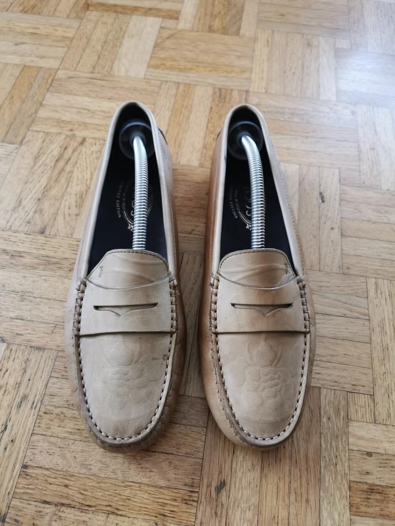 Mocassins Tod's, Enlèvement ou Envoi, Porté, Beige