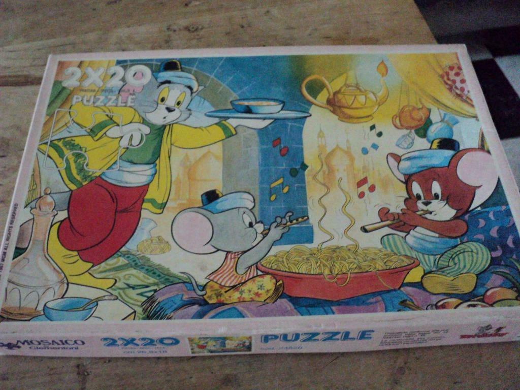 puzzel tom en jerry  2 x20 stukken, Ophalen of Verzenden