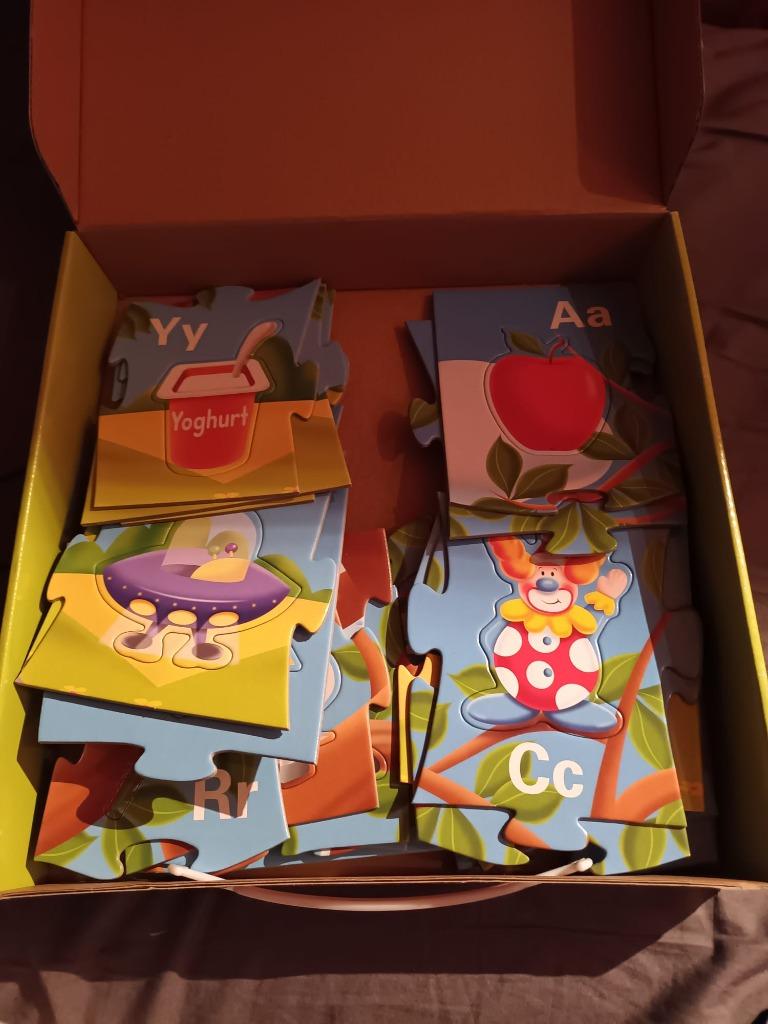 Puzzel letters, Kinderen en Baby's, Speelgoed | Kinderpuzzels, Ophalen of Verzenden, 10 tot 50 stukjes, Zo goed als nieuw, 6 maanden tot 2 jaar