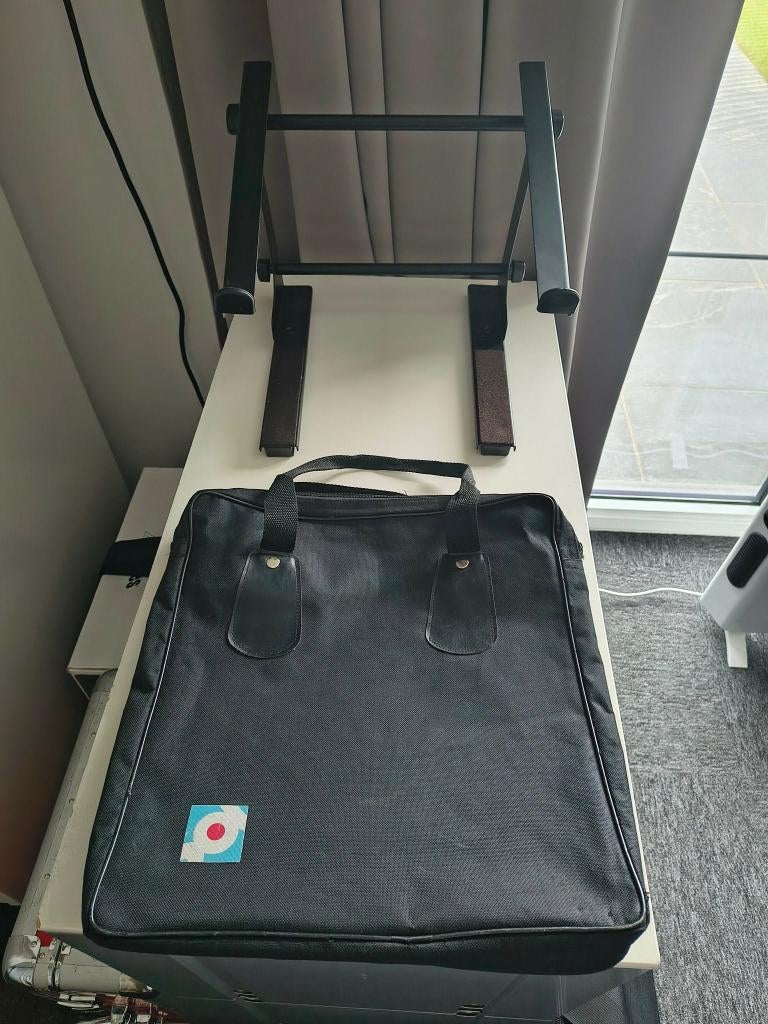 laptopstandaard met draagtas, Ophalen of Verzenden, Gebruikt