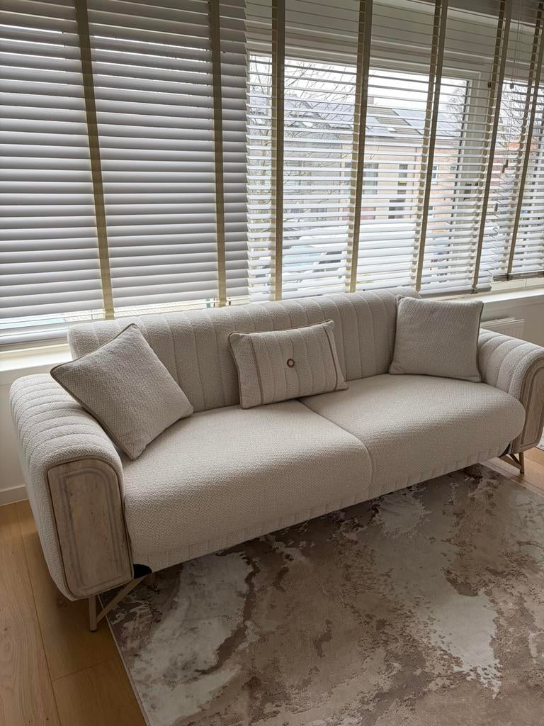 Salon 3 2 1, Enlèvement, Comme neuf