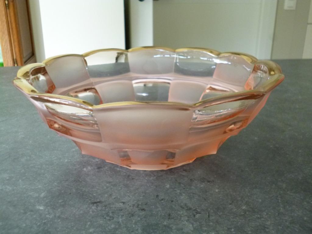 Vintage art deco fruitschaal in roze persglas, Ophalen