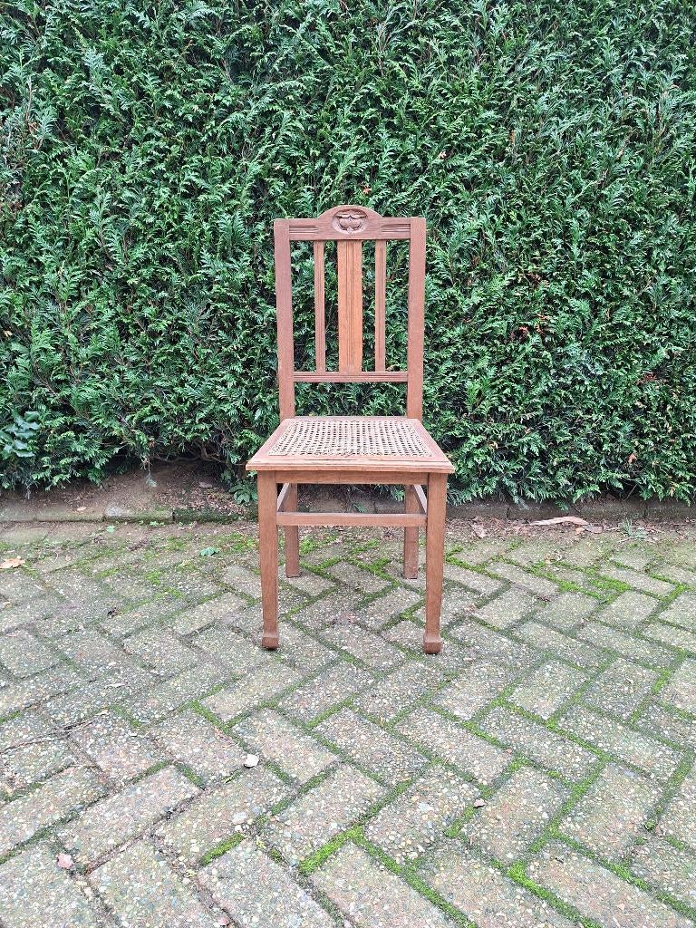 Stoel in hout met rieten zitvlak, Ophalen of Verzenden, Gebruikt, Bruin, Hout