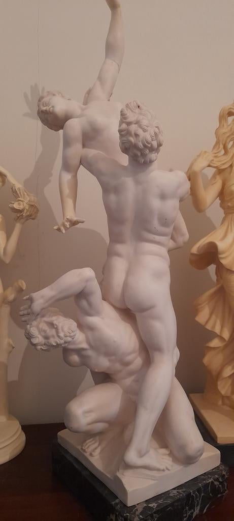 Schitterend Grieks mythologisch beeldhouwwerk, Ophalen