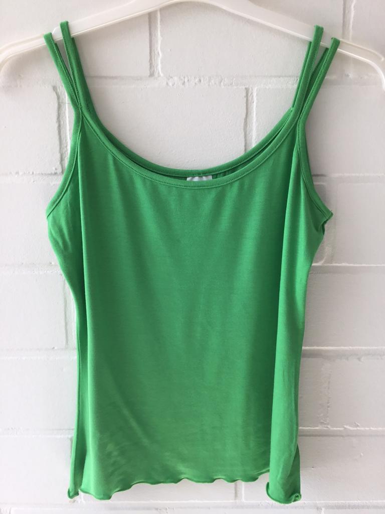 Haut court, Enlèvement ou Envoi, Comme neuf, Taille 36 (S), Vert