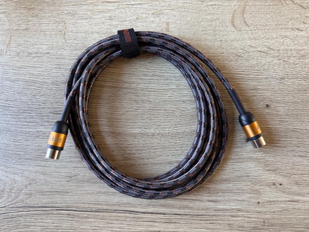 Roland RMIDI-G10 Gold Series MIDI kabel 3 m, Musique & Instruments, Enlèvement ou Envoi, Comme neuf, Roland