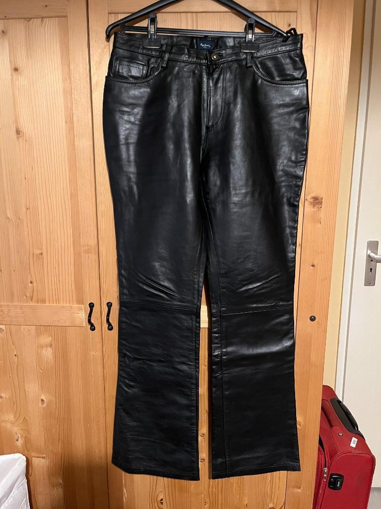 Lederen broek, zwart, maat 42, Kleding | Dames, Zwart, Maat 42/44 (L), Ophalen of Verzenden, Zo goed als nieuw