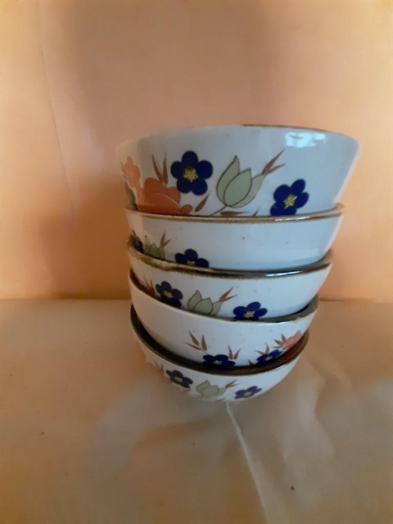 Set van 5 bolle tassen op voet, keramiek Korea, Ophalen, Keramiek, Zo goed als nieuw, Overige stijlen