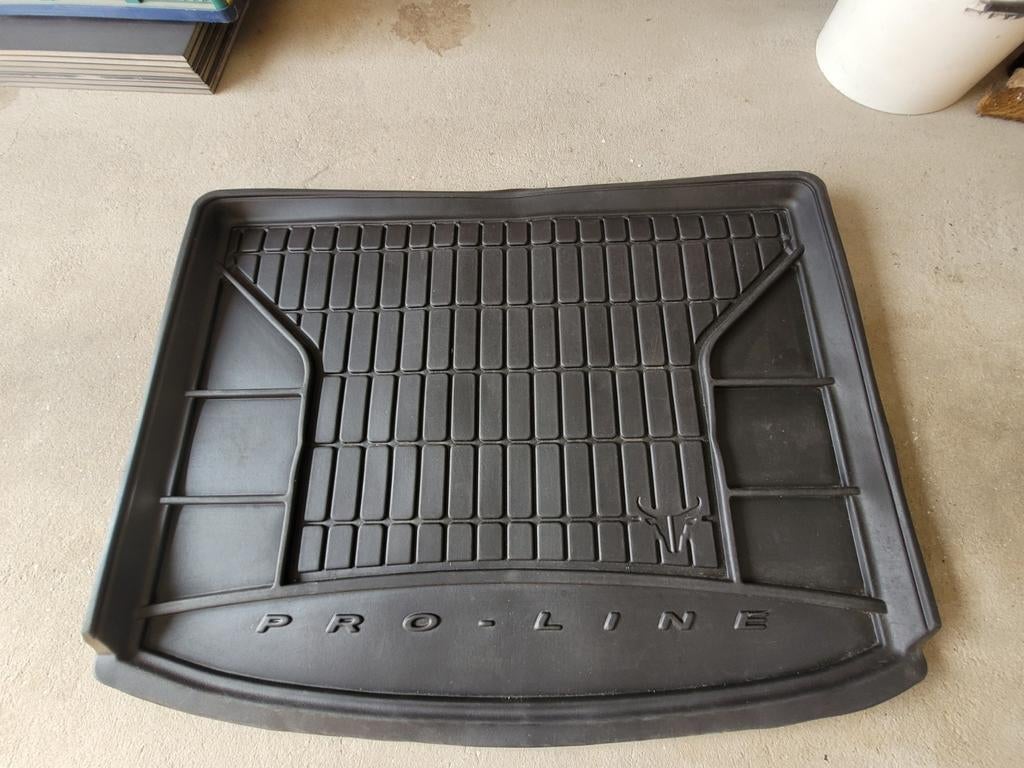 Tapis coffre Bmw Active Tourer F45, Autos : Divers, Tapis de coffre, Enlèvement, Comme neuf