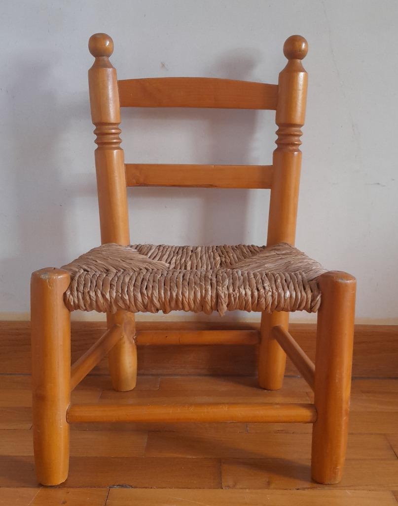 Petite chaise enfant en sapin – assisse paillage, Enlèvement, Utilisé