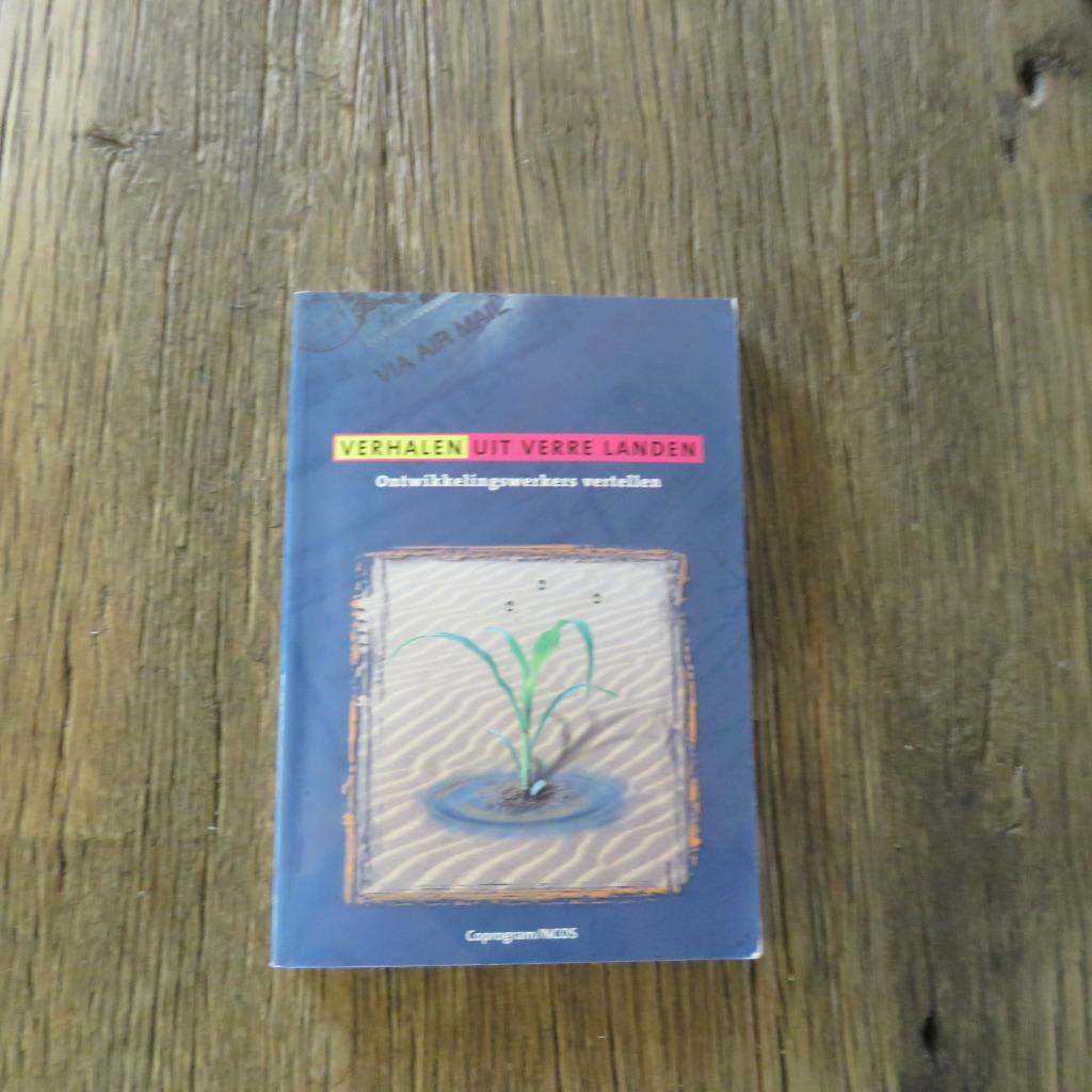 Verhalen uit verre landen Dirk Van der Roost Christine Caals, Enlèvement ou Envoi
