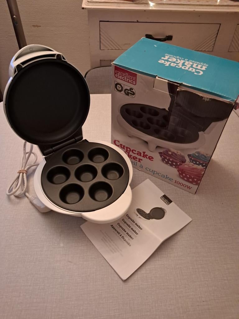 Nieuw !! Cupcake maker. 1000W., Hobby en Vrije tijd, Taarten en Cupcakes maken, Ophalen of Verzenden, Nieuw