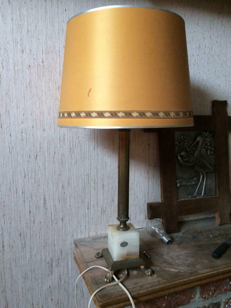 Très belle lampe ancienne /Très belle Lampe antique, Enlèvement ou Envoi