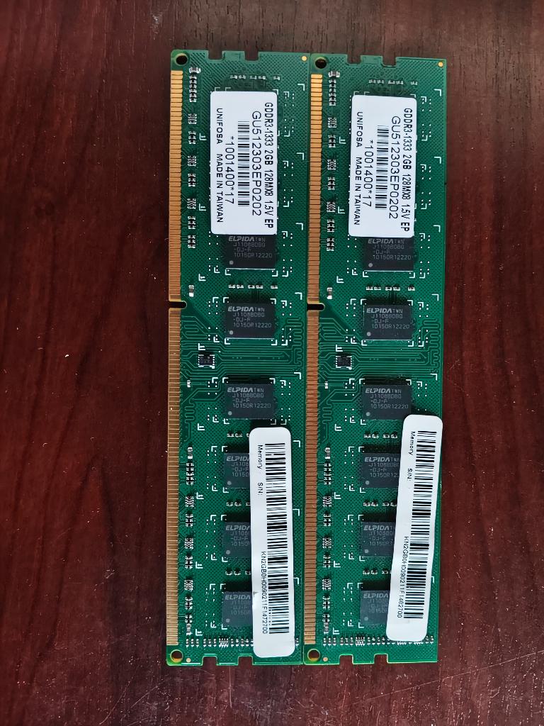 Elpida DDR3 RAM voor desktop (2x 2 GB), Computers en Software, RAM geheugen, DDR3, Ophalen of Verzenden, Zo goed als nieuw, Desktop