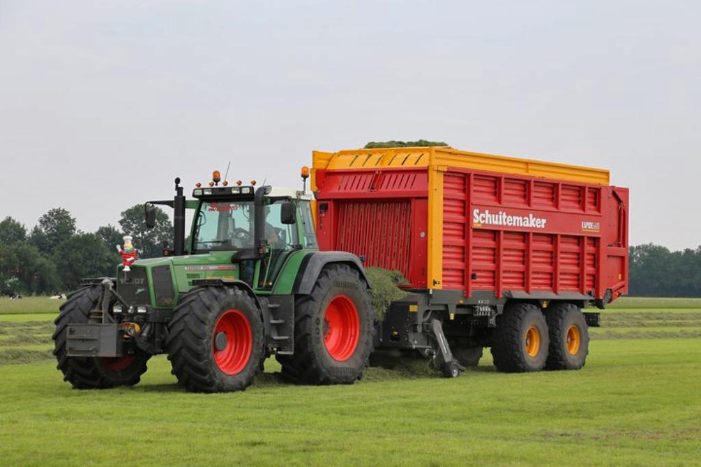 Fendt Favorit 800 gezocht , met versnellingsbak, Ophalen, Overige, Overige typen