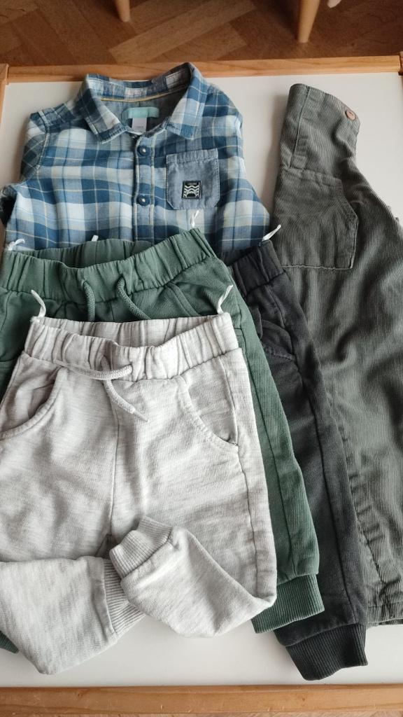 Lot vetements garcons 9-12 mois salopette+chemise+3 jogging, Kinderen en Baby's, Ophalen of Verzenden, Gebruikt, Overige maten