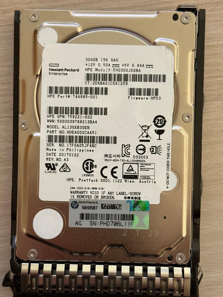 1x HP SAS HDD 300GB 15K 744995-001 EH0300JDXBA, Computers en Software, Harde schijven, Intern, Gebruikt, SAS, Server