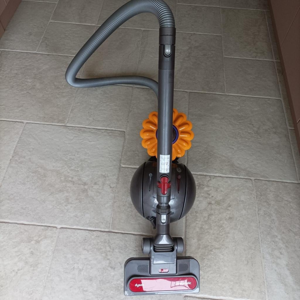 Dyson Ball Allergy stofzuiger – netjes onderhouden, Elektronische apparatuur, Stofzuigers, Ophalen, Refurbished, Reservoir, Stofzuiger