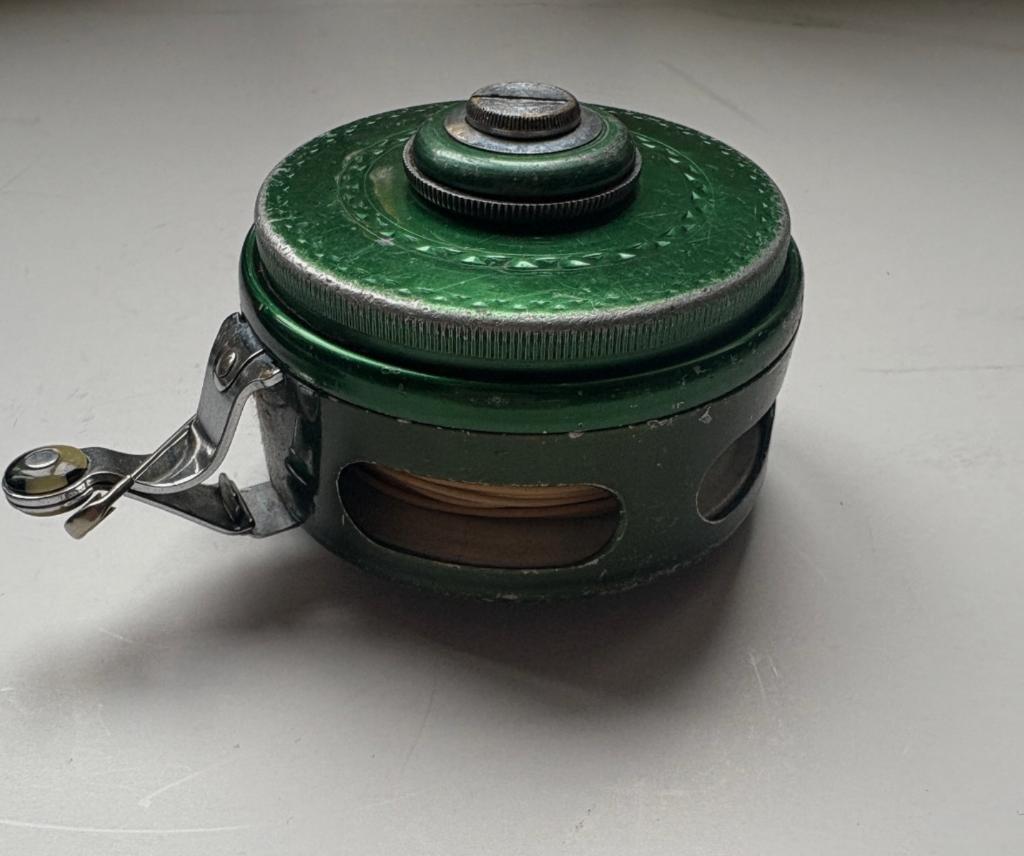 Moulinet de pêche vintage , Vintage Shakespeare automatic, Enlèvement ou Envoi, Moulinet