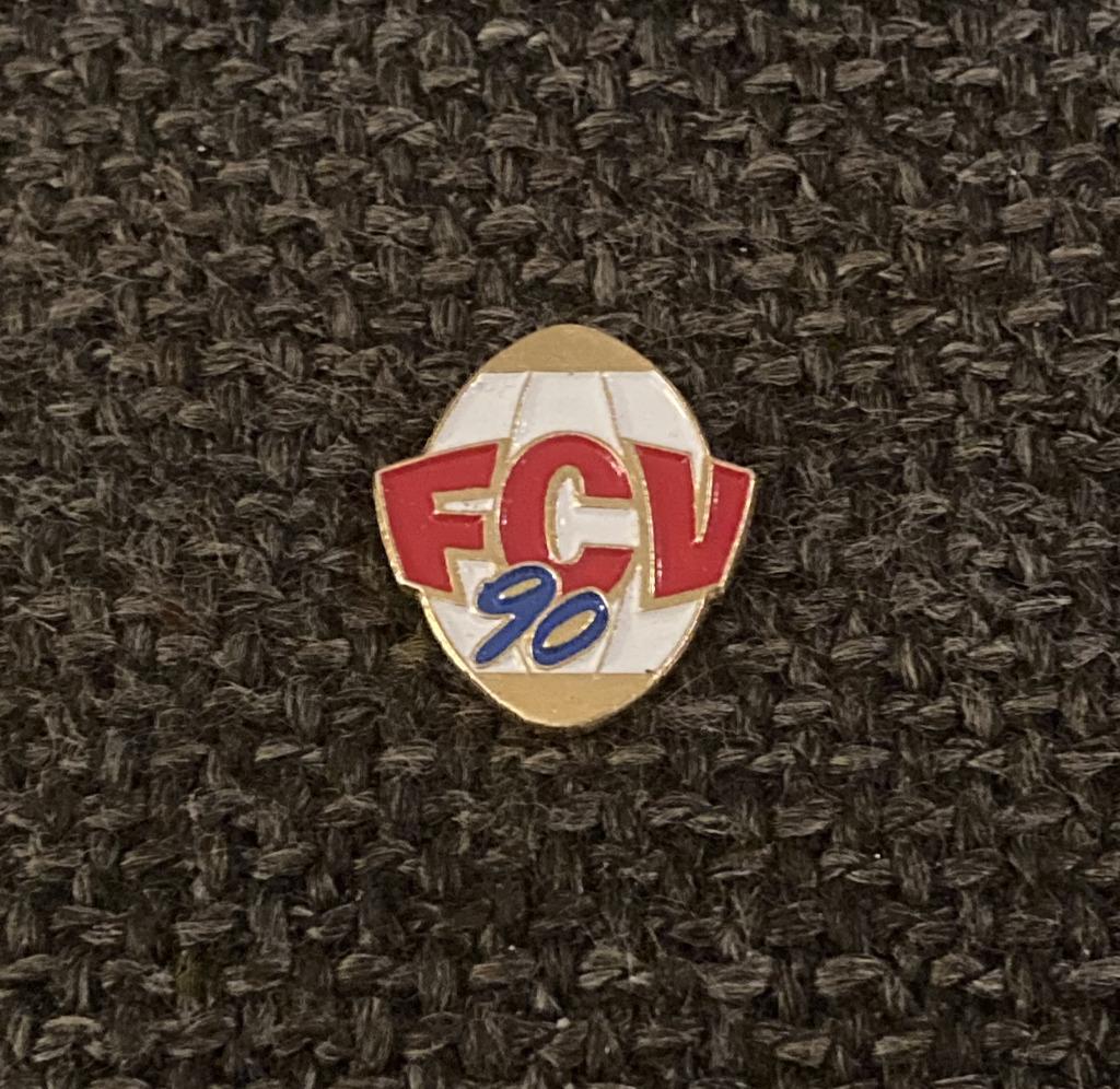 PIN - FCV - RUGBY - AMERICAN FOOTBALL, Verzenden, Gebruikt, Sport, Speldje of Pin