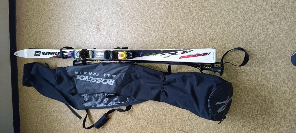 Skilatten met stokken en opbergzak., Sport en Fitness, Ophalen, Gebruikt, Stokken, Rossignol