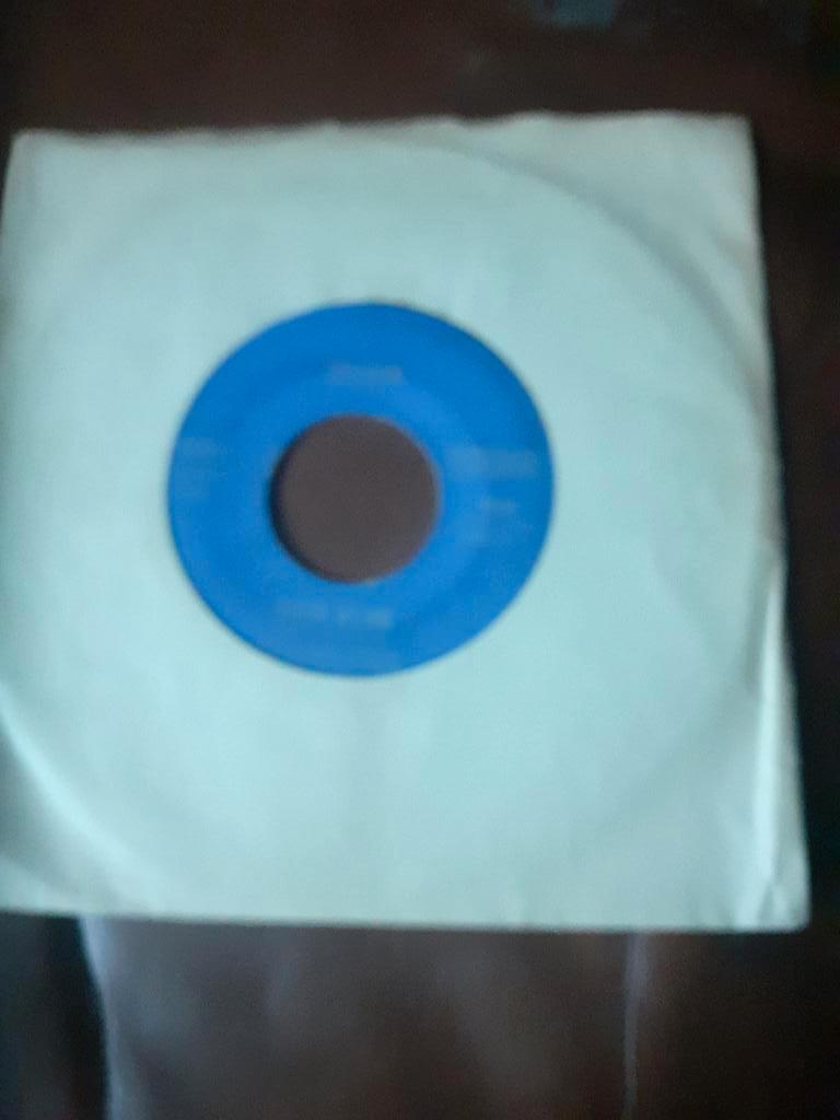 45T Brian : Look at me / I'm gonna love you (Belpop), Ophalen of Verzenden