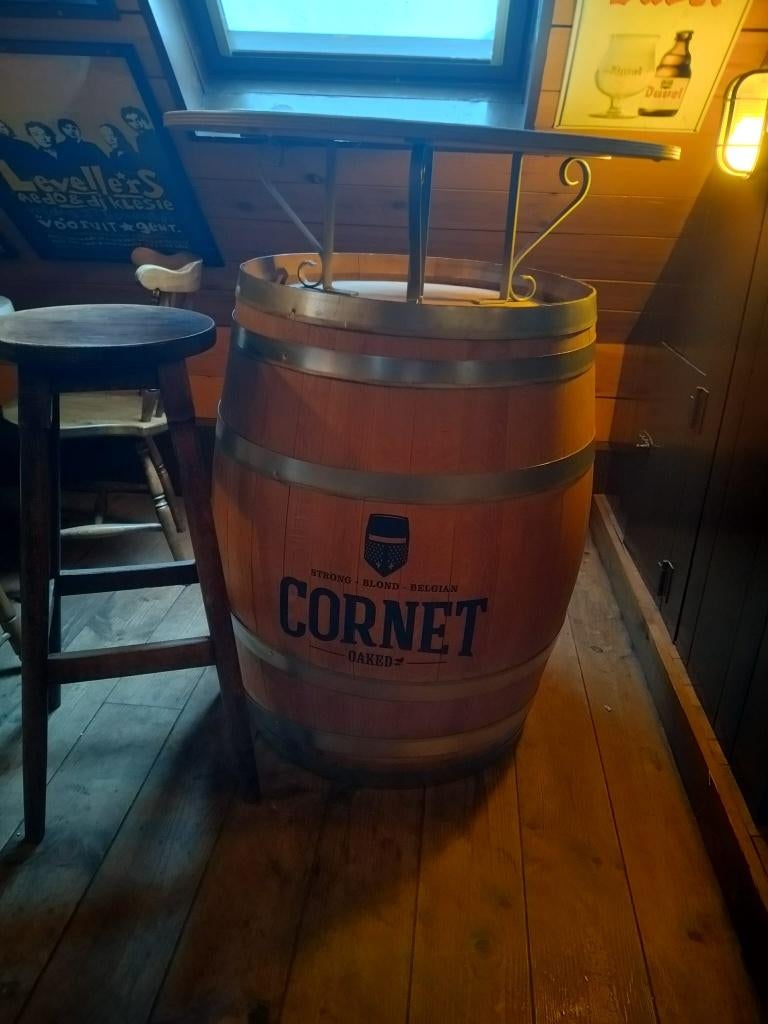 Houten statafel (Cornet vat) ideaal voor café of mancave, Enlèvement, Utilisé