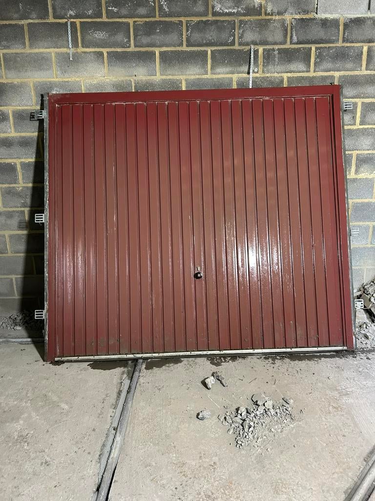 Porte de garage HORMANN. Largeur 2m35. Hauteur 2m05, Bricolage & Construction, Fenêtres & Moustiquaires, Enlèvement, Utilisé, Porte de garage
