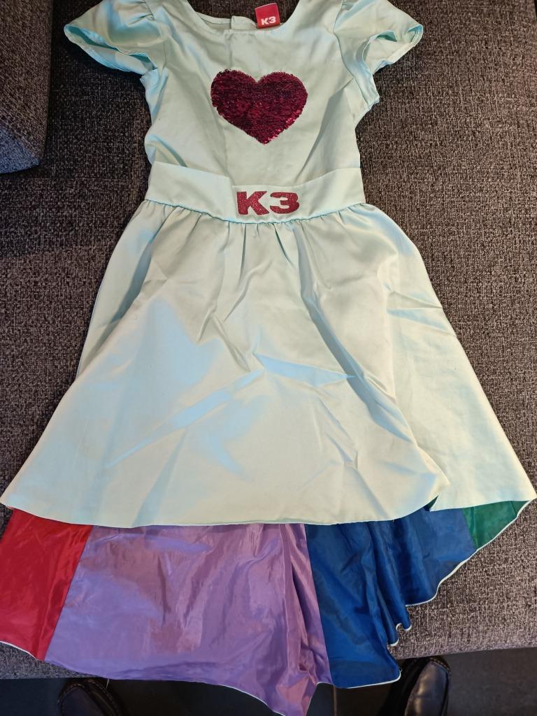 K3 "love cruise" kleedje maat 134, Kinderen en Baby's, Carnavalskleding en Verkleedspullen, Ophalen of Verzenden, Gebruikt, 134 t/m 140