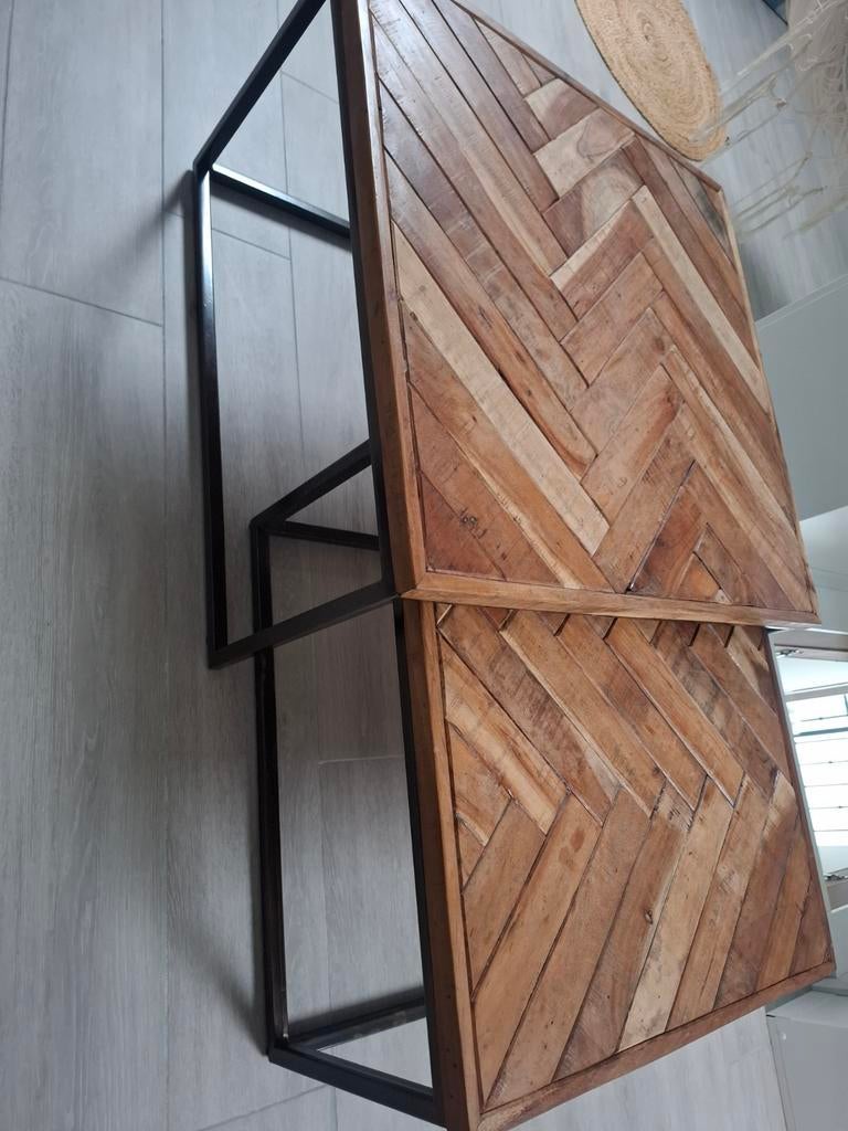 Ensemble de table basse en bois de manguier., Enlèvement