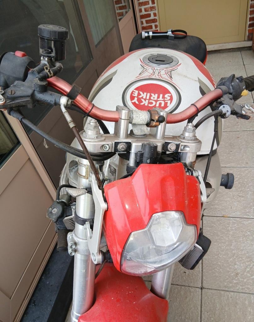 Suzuki GSX 750, Enlèvement