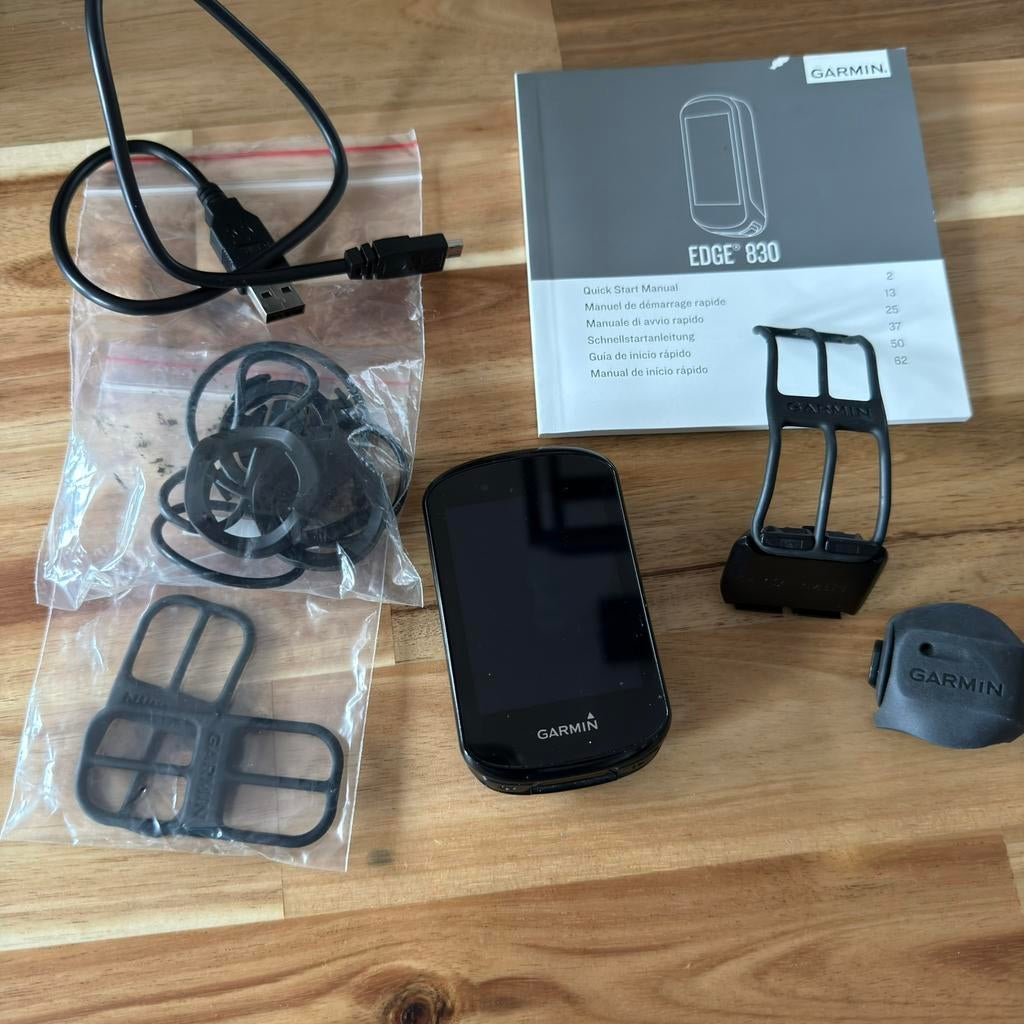 Garmine Edge 830 met snelheidssensor en cadanssensor, Ophalen, Cadanssensor, Zo goed als nieuw