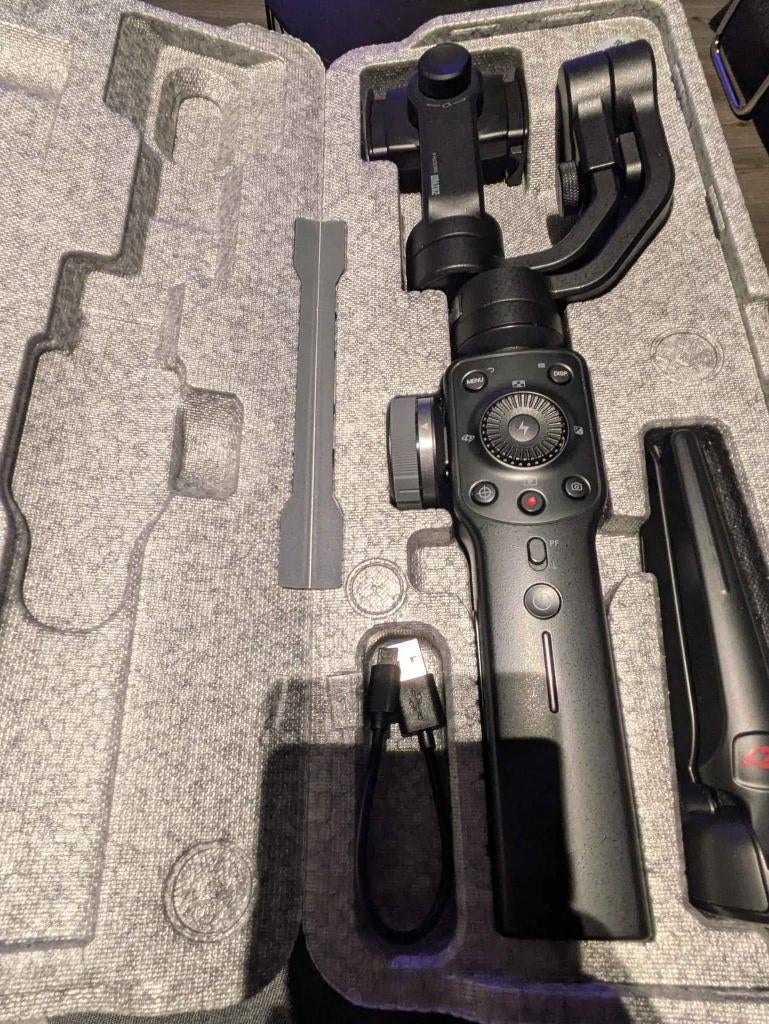 Zhiyun Smooth 4, Enlèvement, Comme neuf