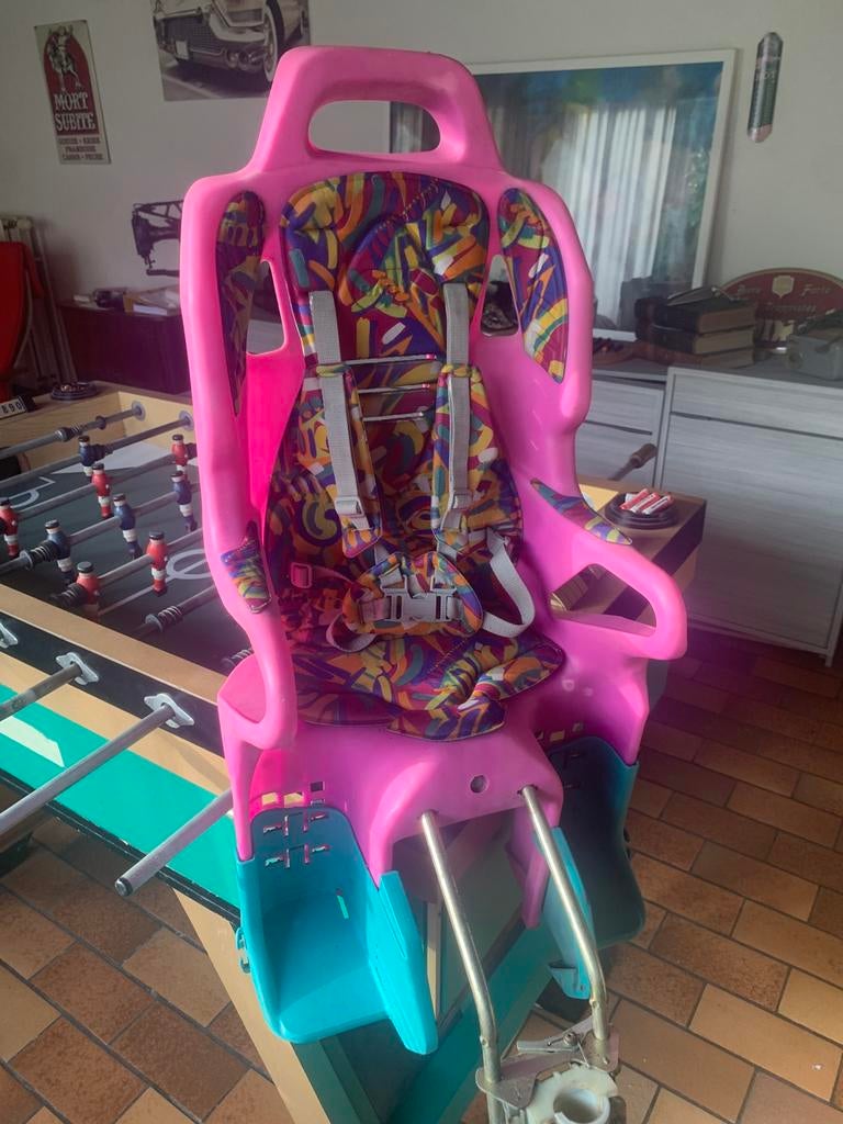 Siège vélo porte bébé vintage 90’s TÜV QUALITÉ, Fietsen en Brommers, Fietsaccessoires | Fietsstoeltjes, Ophalen, Zo goed als nieuw