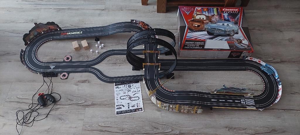 DISNEY PIXAR CARS 2 CARRERA GO !!! RACEBAAN, Électrique, Carrera, Enlèvement, Avec looping