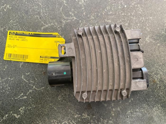 Module ventilateur d'un Volvo V40, Autos : Pièces & Accessoires, Enlèvement ou Envoi, 3 mois de garantie, Utilisé, Volvo