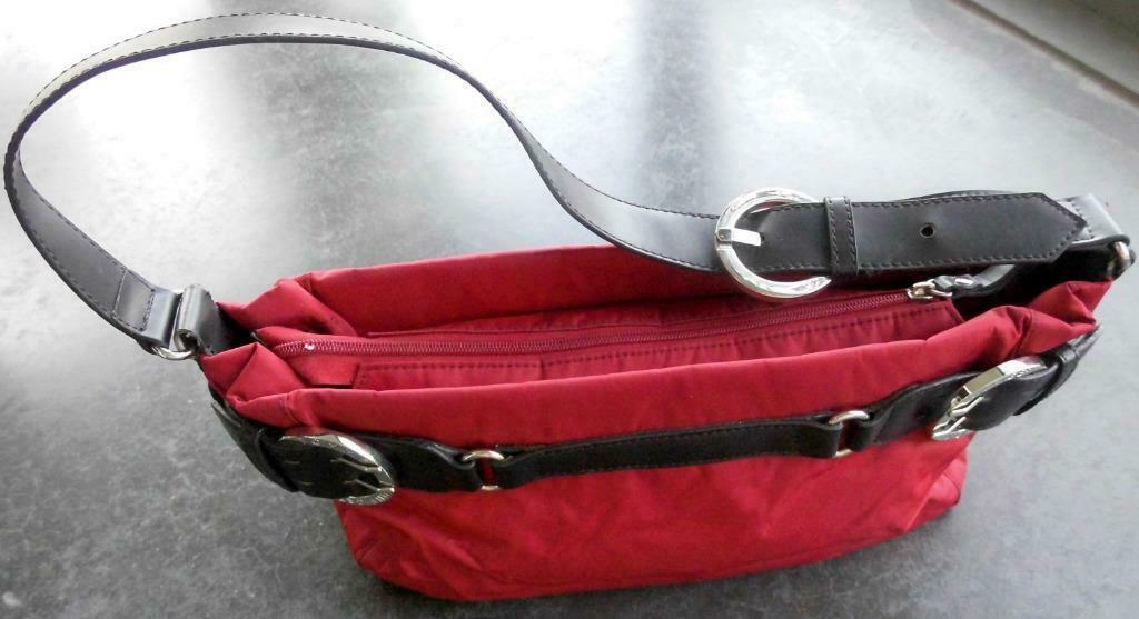 Très beau sac rouge  " TOMMY HILFIGER "  35 X 20 cm, Enlèvement ou Envoi, Comme neuf, Rouge, Sac à main