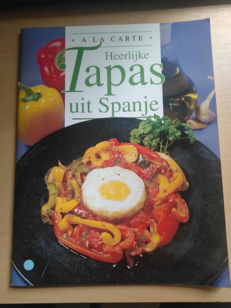De délicieuses tapas d'Espagne, Enlèvement ou Envoi, Comme neuf