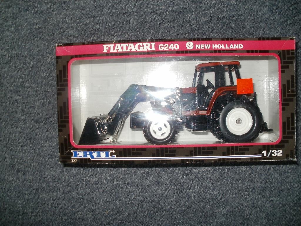 Ertl Tractor Fiatagri G240 New Holland nieuw Schaal 1-32., Enlèvement ou Envoi, Neuf, Tracteur et Agriculture, ERTL