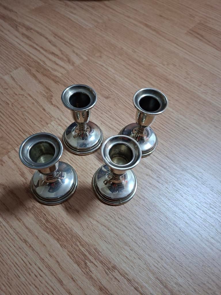 4 zilver kaarssenhouders, Enlèvement, Argent