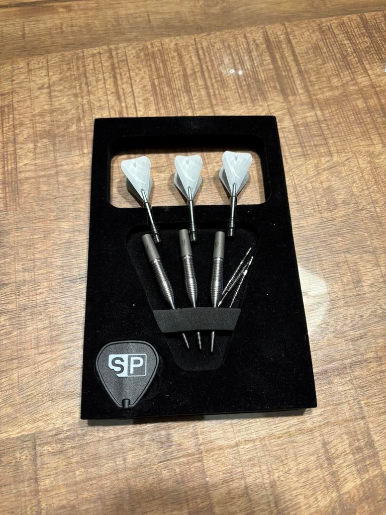 Phil Taylor gen 6, Sport en Fitness, Darts, Ophalen, Zo goed als nieuw, Pijlen