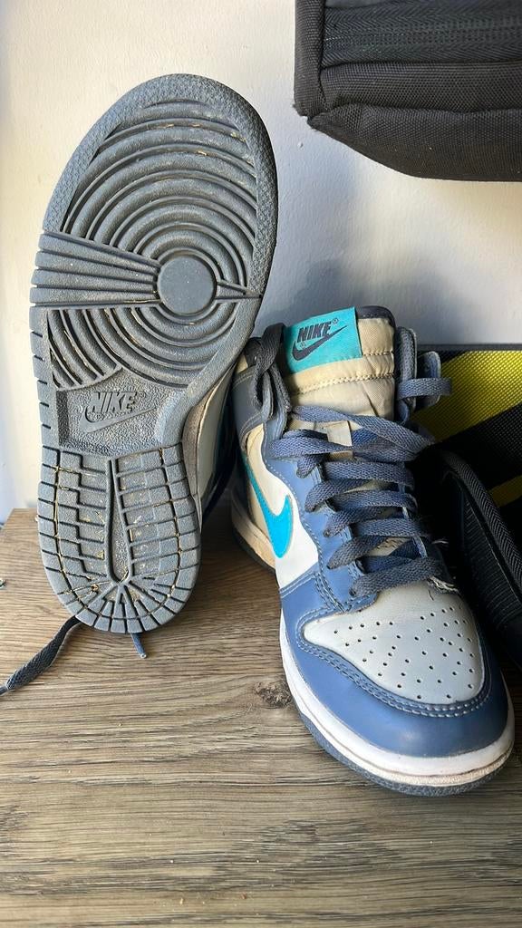 Nike, Ophalen, Zo goed als nieuw