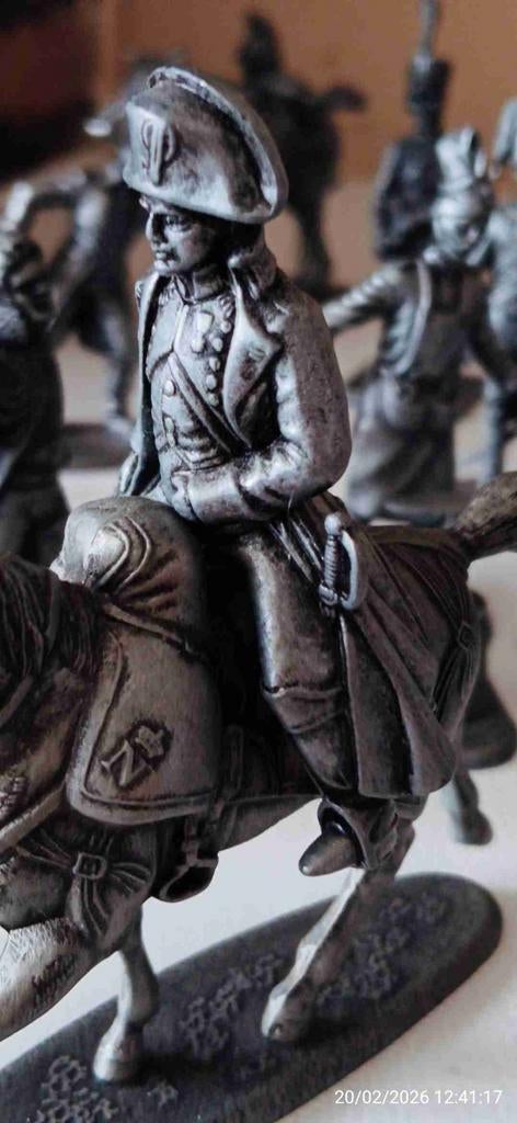 Figurines en étain de l'armée de Napoléon + 30 pièces en 1 l, Enlèvement ou Envoi