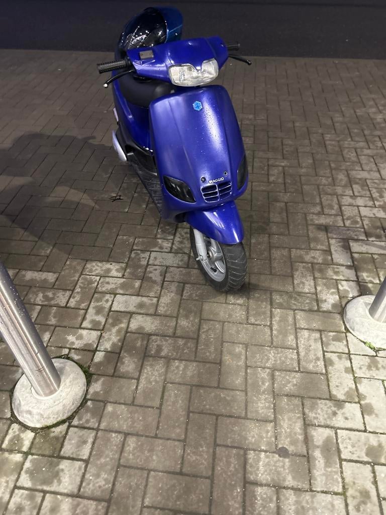 Scooters gezocht!, Fietsen en Brommers, Ophalen, Zo goed als nieuw, Zip