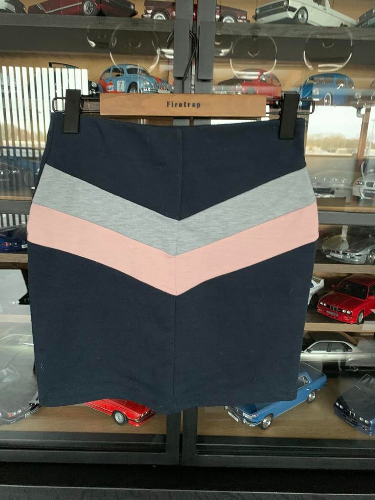 Jupe Kiabi, Vêtements | Femmes, Gris, Enlèvement ou Envoi, Au-dessus du genou, Kiabi