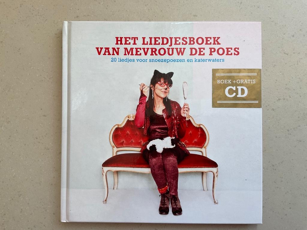 Het liedjesboek van Mevrouw de poes - Kapitein Winokio, Ophalen of Verzenden, Nieuw